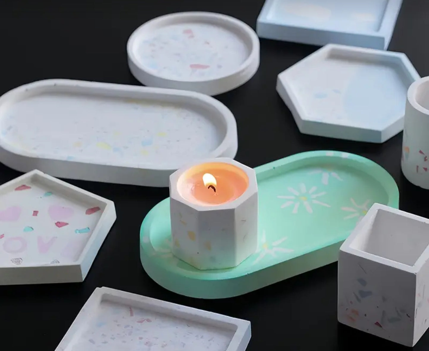 Silicone tray material for resin and concrete