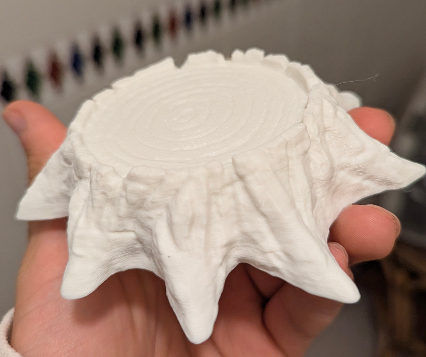 silicone cup holder Silicone molds for resin casting, suitable for making coasters and accessories, candle holders, and jewelry storage – featuring irregular shapes, these versatile epoxy resin molds are ideal for home decoration and crafts.