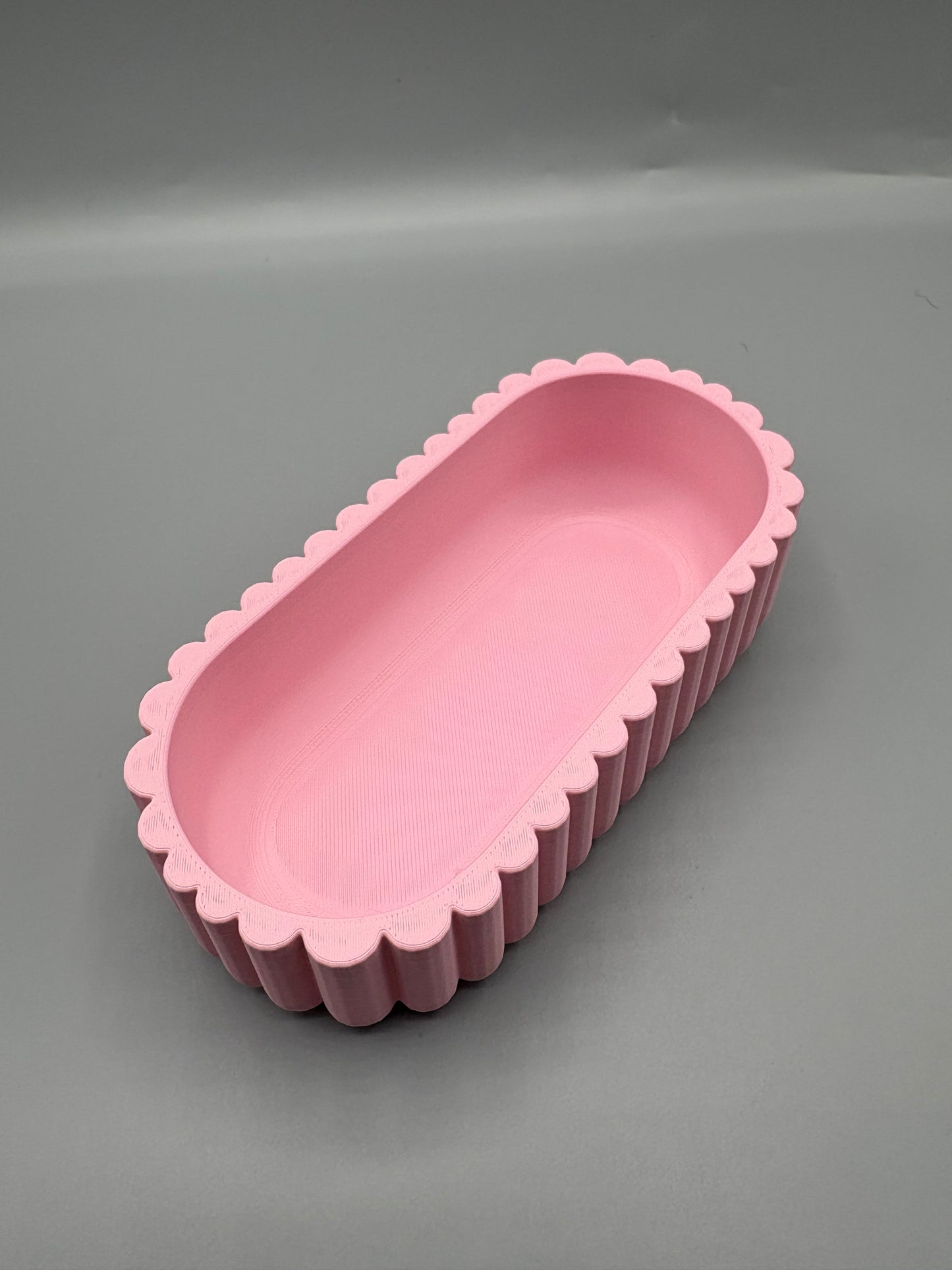 Silicone molds for casting cups and saucers, plaster containers for candles and accessories, candle holders, and jewelry storage – featuring irregular shapes, these versatile epoxy resin molds are ideal for home decor and crafts.
