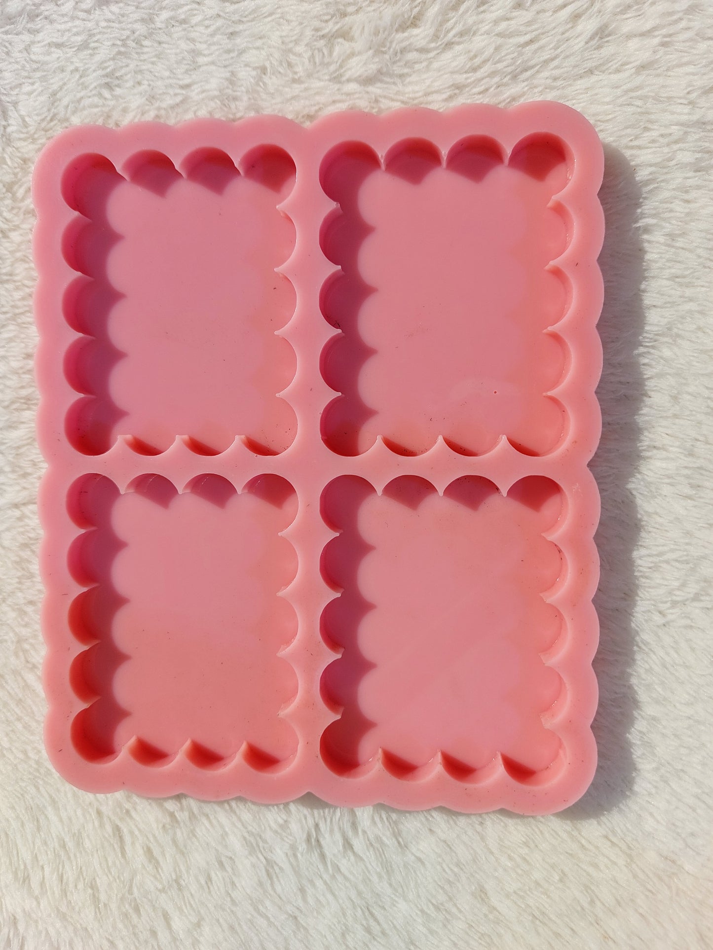 قالب مربع مموج مقاس 6×5cm