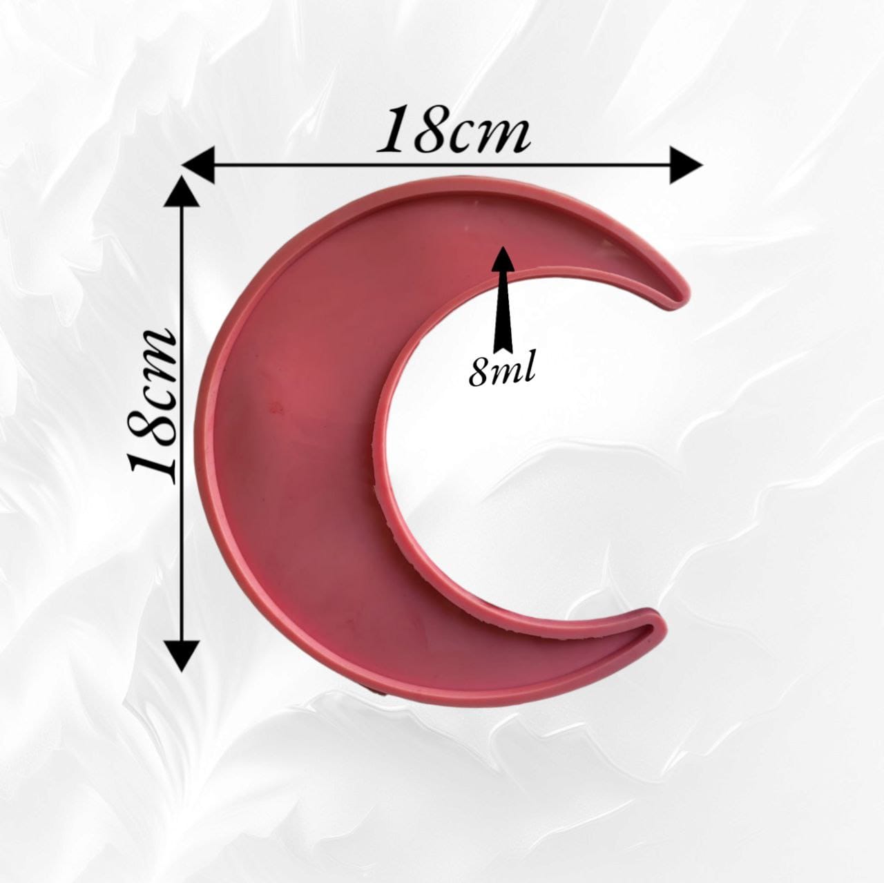 Moon shaped mold