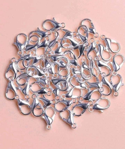 إكسسوارات مصنوعة يدوياً