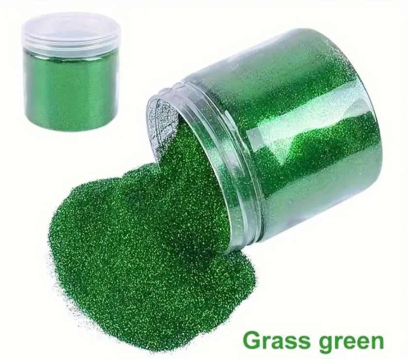 A package of canned glitter powder. Suitable for nail art, makeup, handicrafts, Christmas character, resin character, glossy glue, greeting cards, decorating the atmosphere of weddings/parties/gifts.