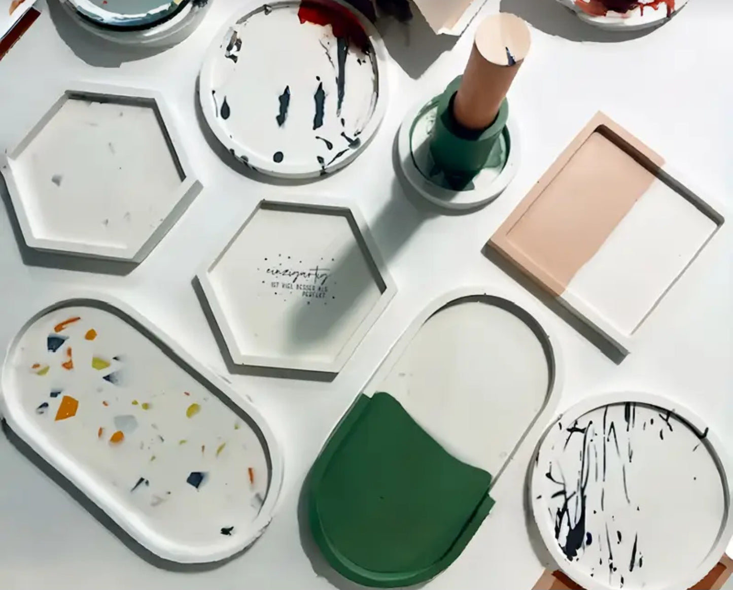 Silicone tray material for resin and concrete