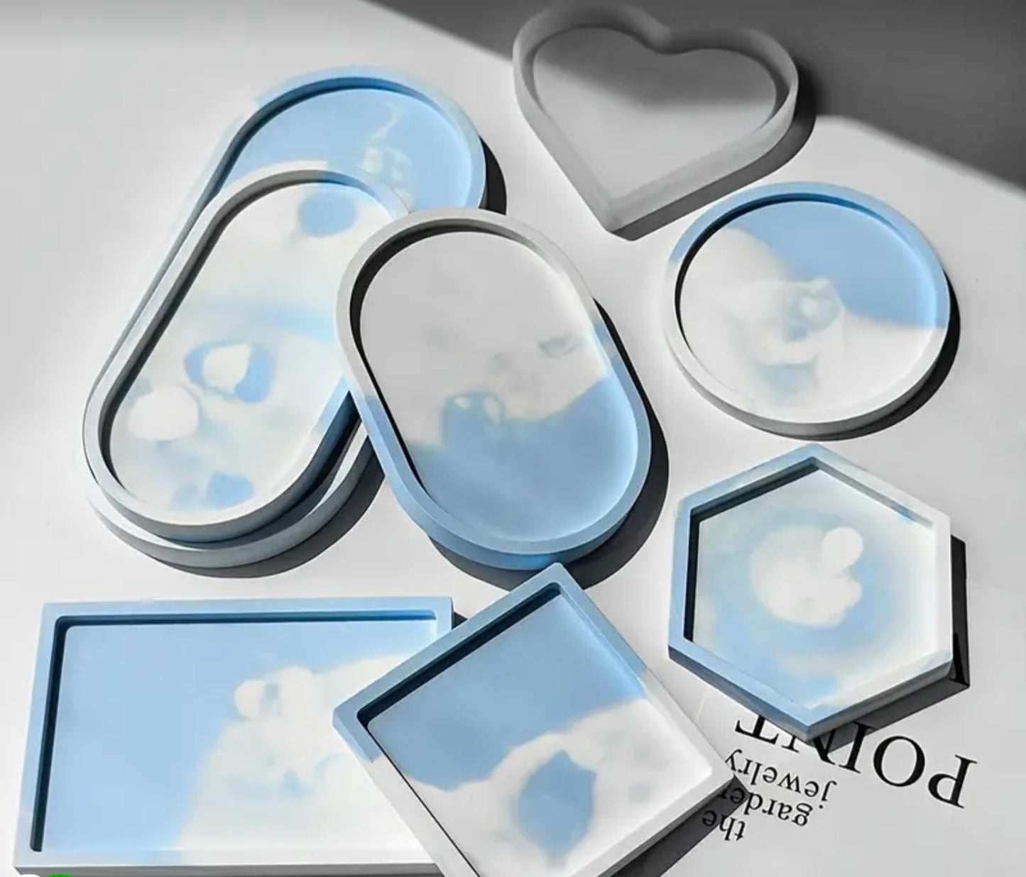 Deep molds in different shapes