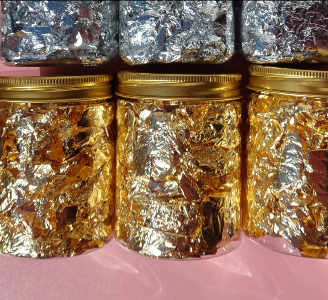 Gold and silver leaves