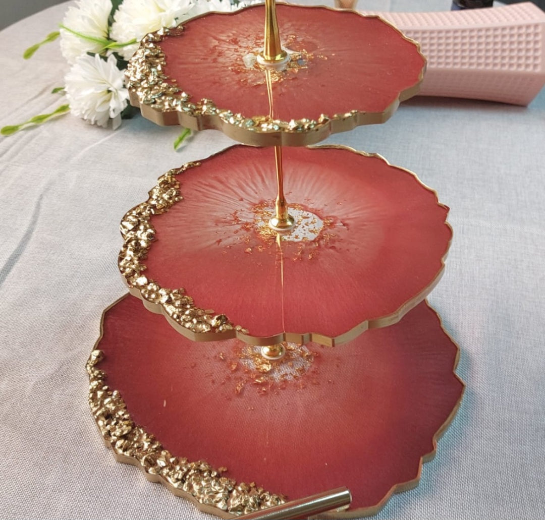 Metallic colors are liquid, quick-drying for external coloring, high stability, resistant to external factors, for coloring the ends of the risin, wax, gypsum and other technical materials