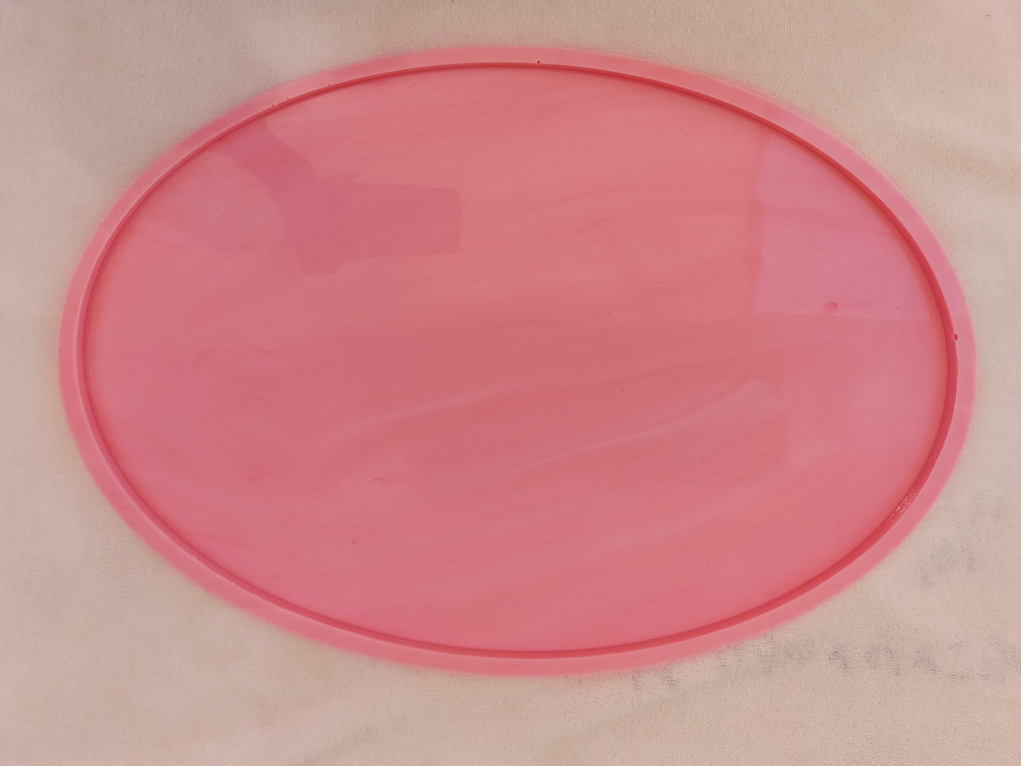 Flat oval silicone mold