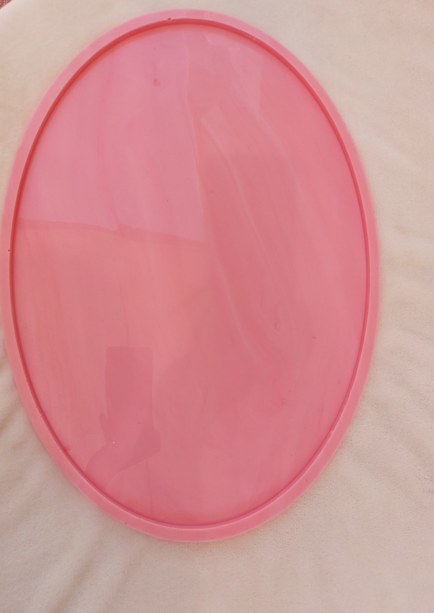 Flat oval silicone mold
