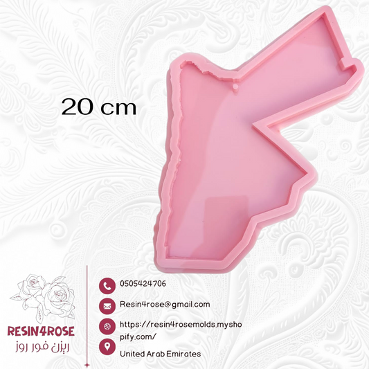 A silicone mold featuring a map of Jordan with its well-known wavy borders, showcasing precise details of the borders and geographical angles. Suitable for casting resin, wax, or ceramic. Size: 20 cm